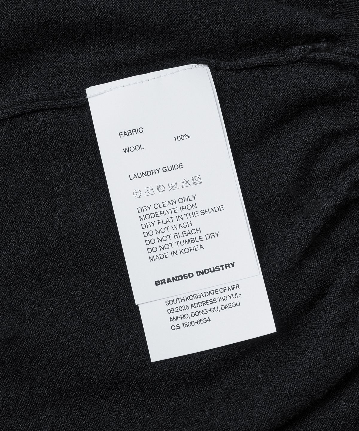 브랜디드(BRANDED) [SUPERIOR] ESSENTIAL SUPERFINE ROUND KNIT [BLACK]