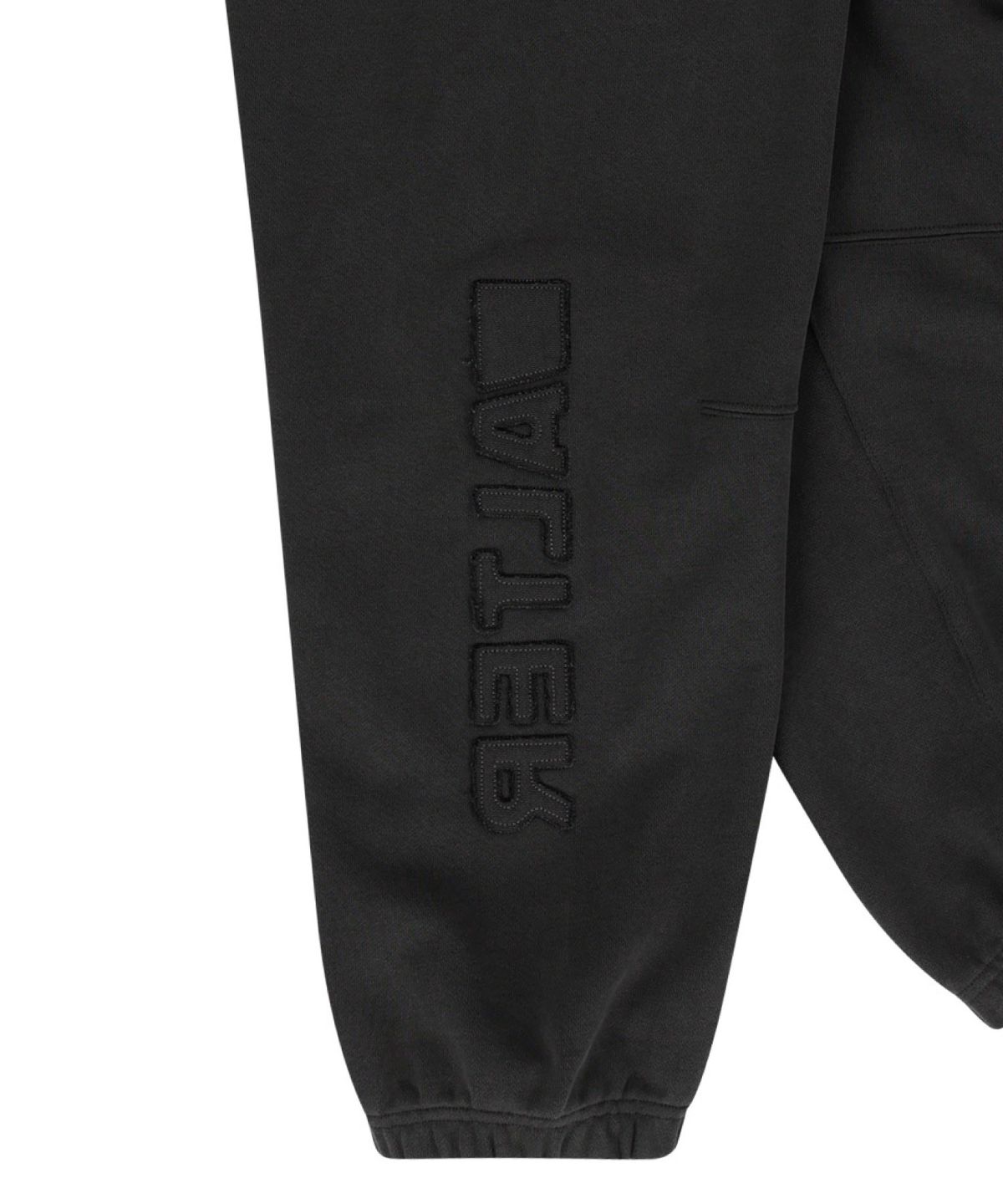 얼터 스튜디오(ALTER STUDIO) Pigment Applique Jogger Pants_Charcoal