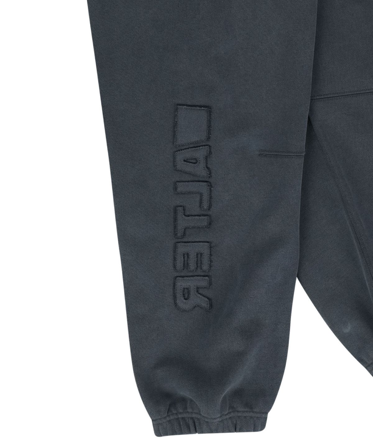 얼터 스튜디오(ALTER STUDIO) Pigment Applique Jogger Pants_Navy