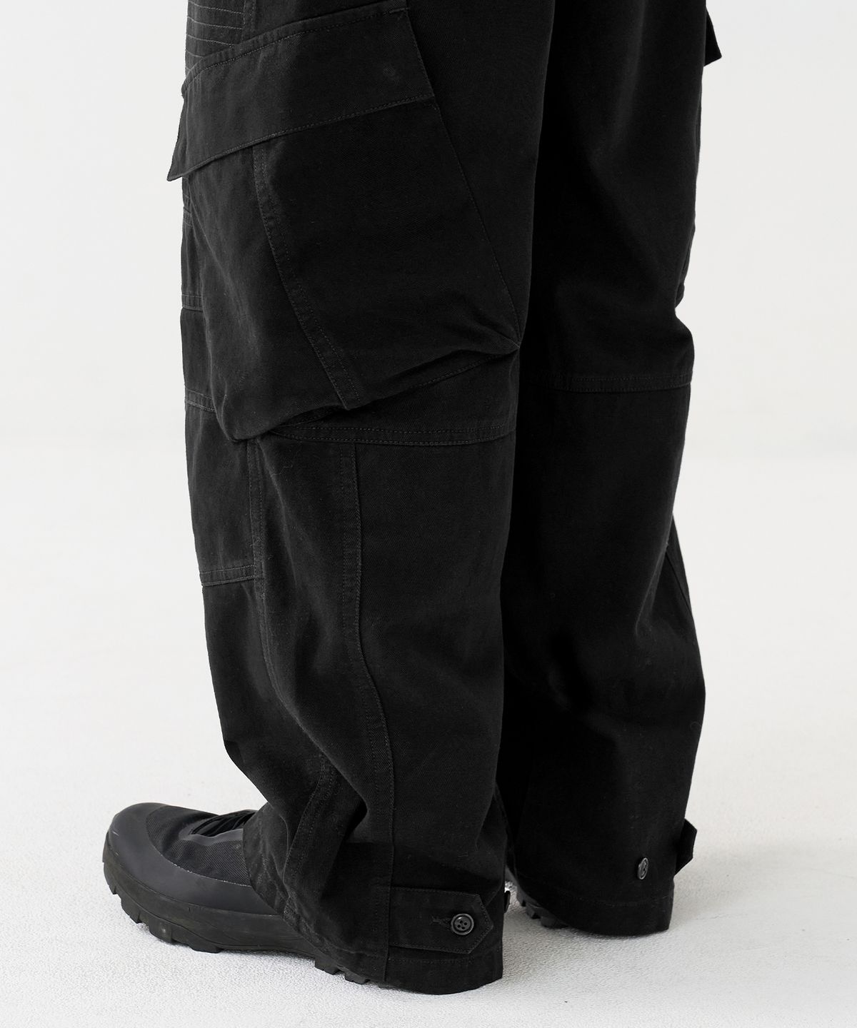 노운(NOUN) washed biker cargo pants (black)