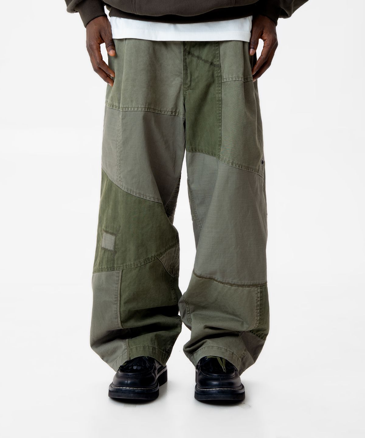 미드업데이트(MIDUPDATE) Patchwork Military Pants_Green