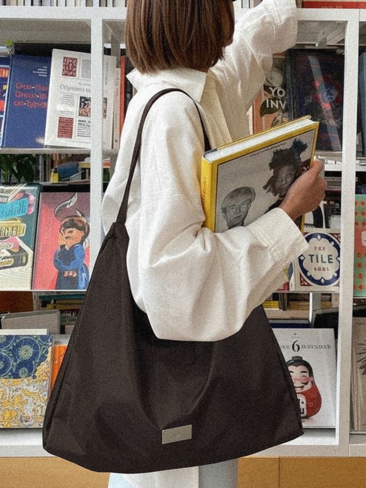 샐볼(SALBOL) SYMBOL NYLON SHOPPER BAG [BROWN]