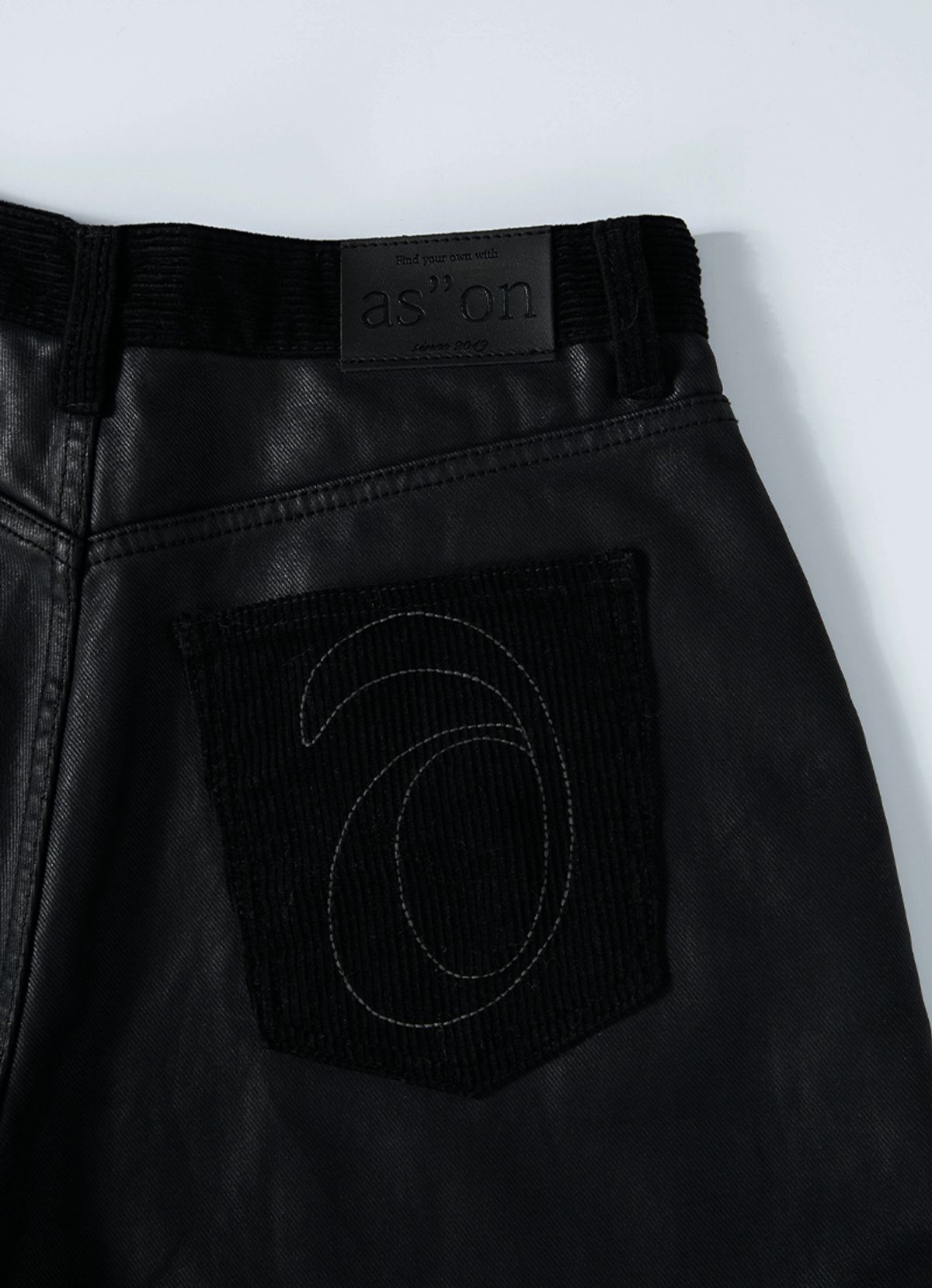애즈온(ASON) TESS LEATHER MIX CORDUROY PANTS