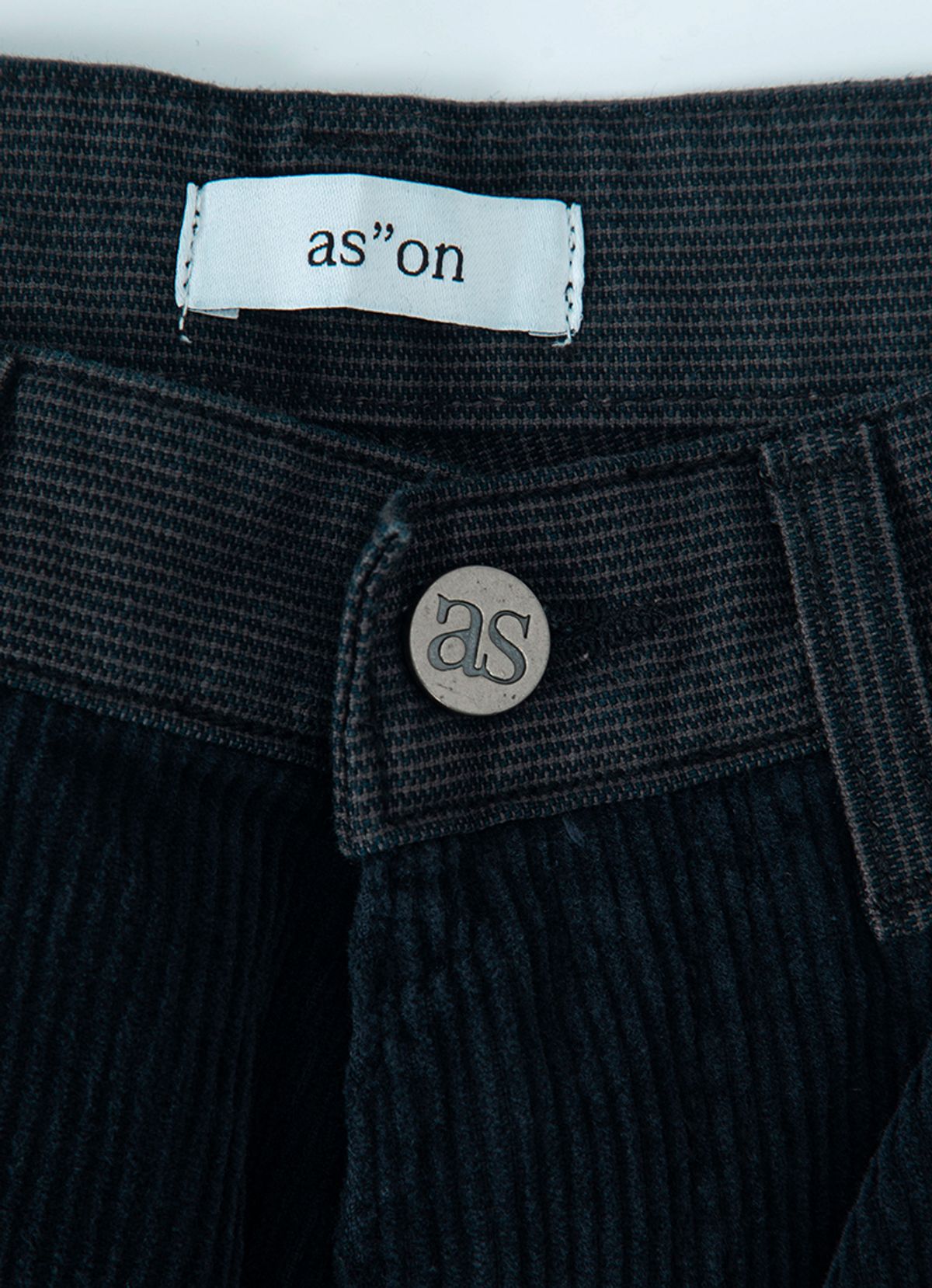 애즈온(ASON) KNOCK CORDUROY PANTS