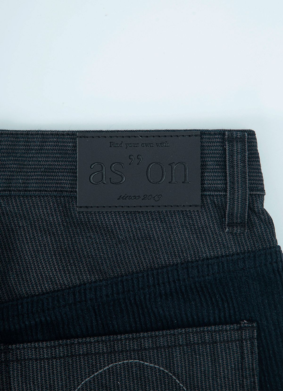 애즈온(ASON) KNOCK CORDUROY PANTS