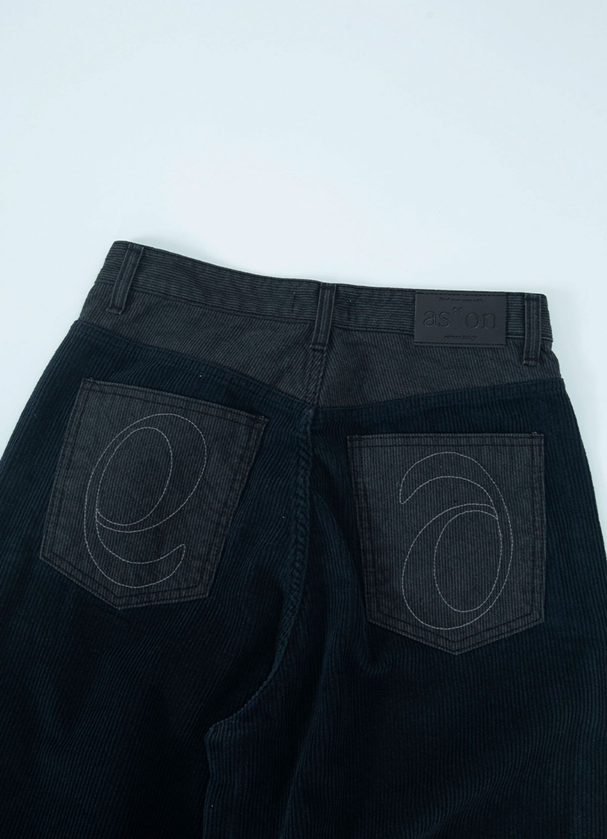 애즈온(ASON) KNOCK CORDUROY PANTS