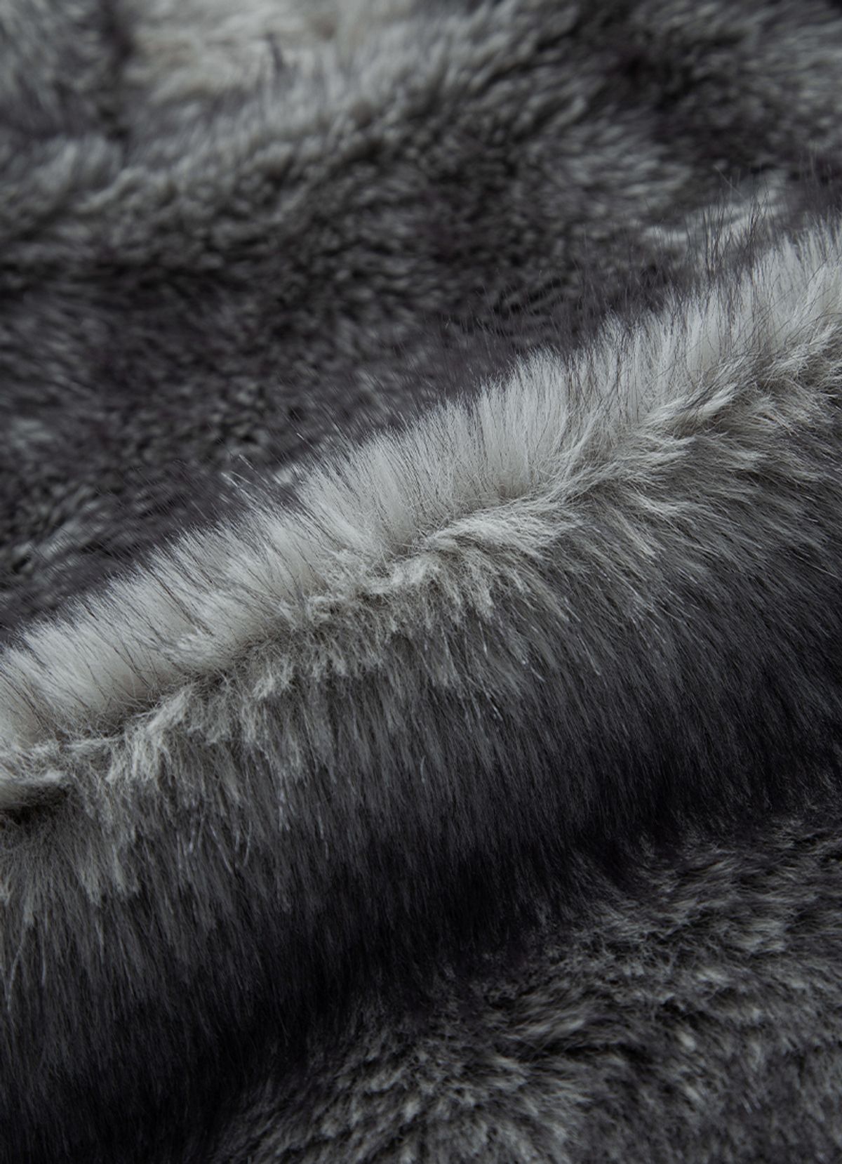 애즈온(ASON) KOA HOOD FUR JACKET / GRAY