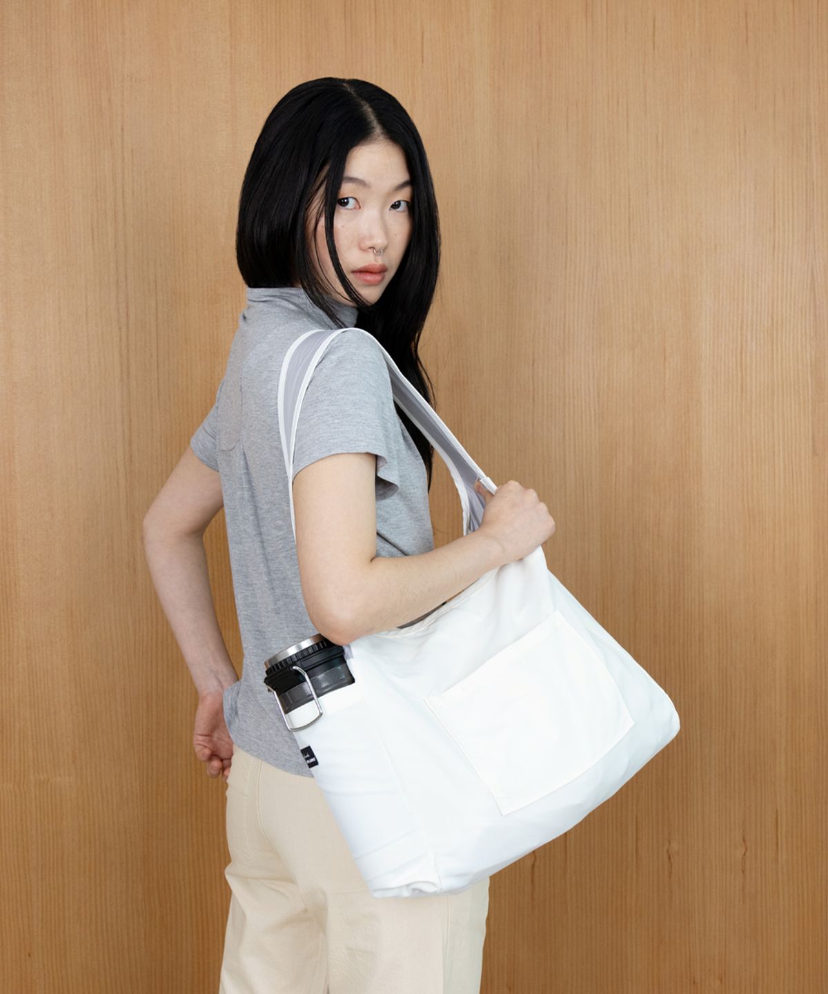 사파리 술라 익스플로어(SAFARI SULA EXPLORE) 003 폴더블 숄더백 * 리사이클나일론 인 화이트 실버