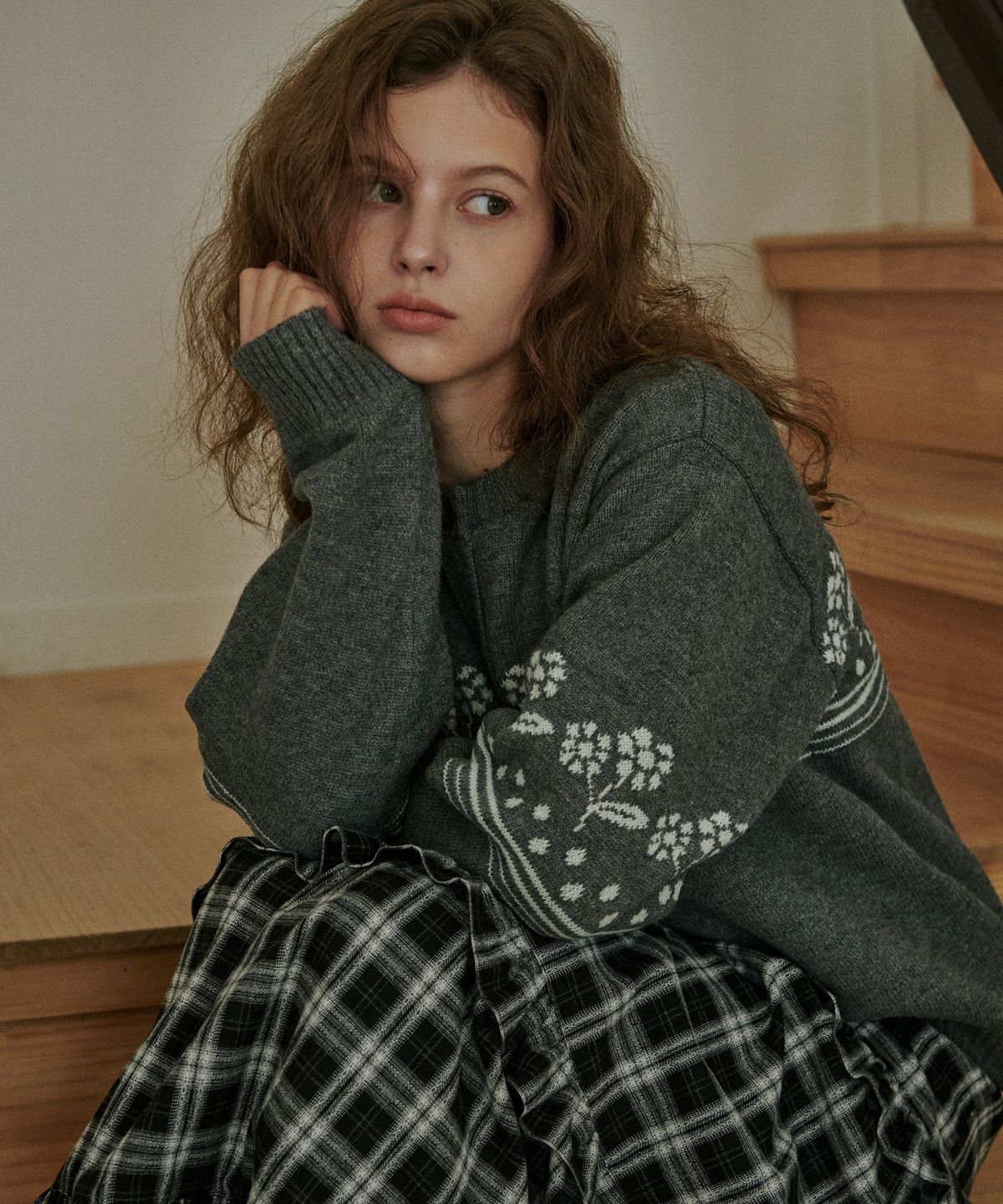 벨로엘(BELLOL) Flower point cardigan GRAY