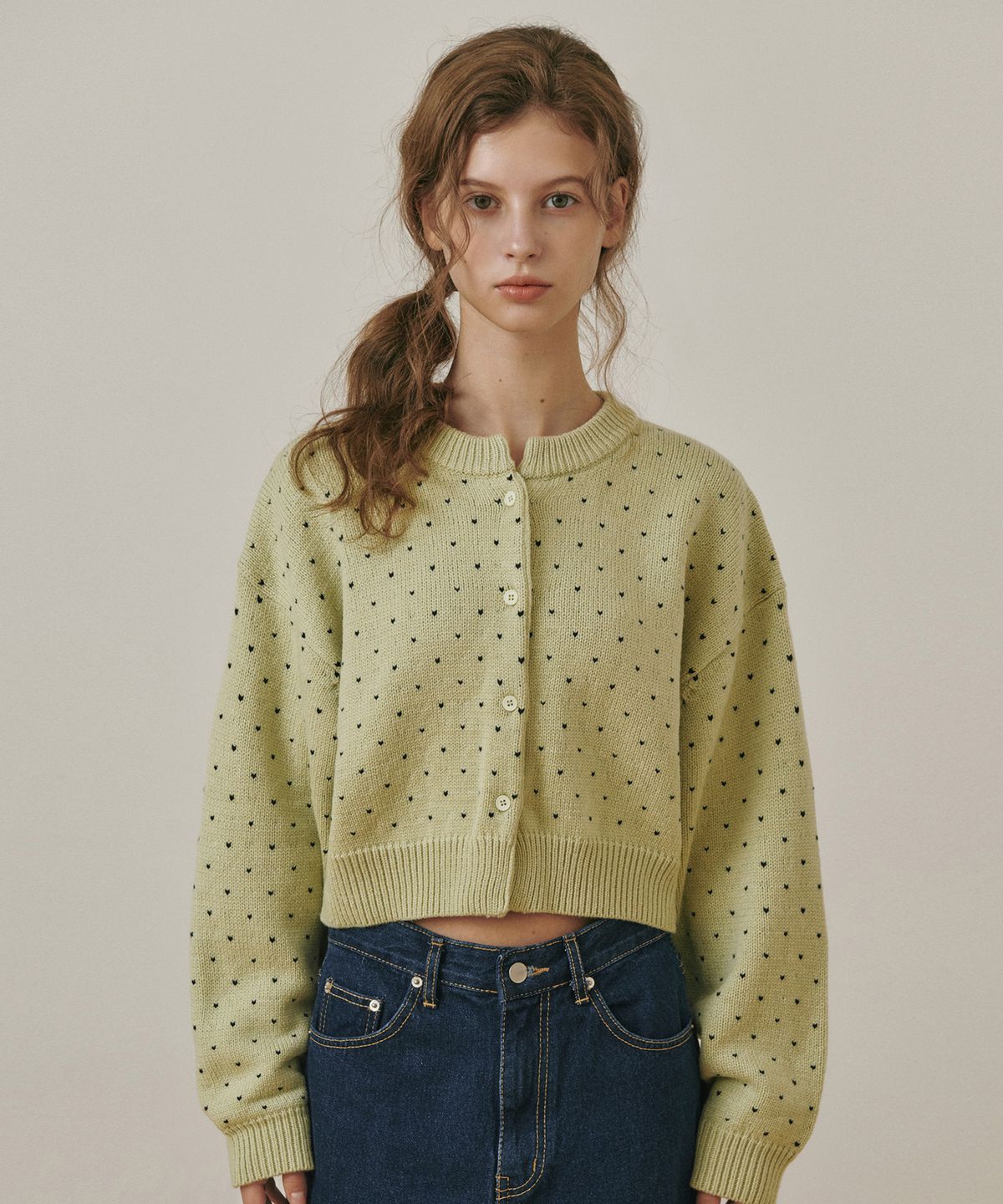 벨로엘(BELLOL) Heart point crop cardigan KHAKI
