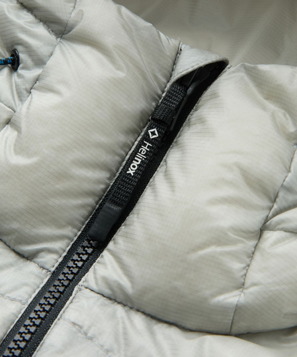헬리녹스 웨어(HELINOX WEAR) 이클립스 팩 다운 자켓 Light Gray