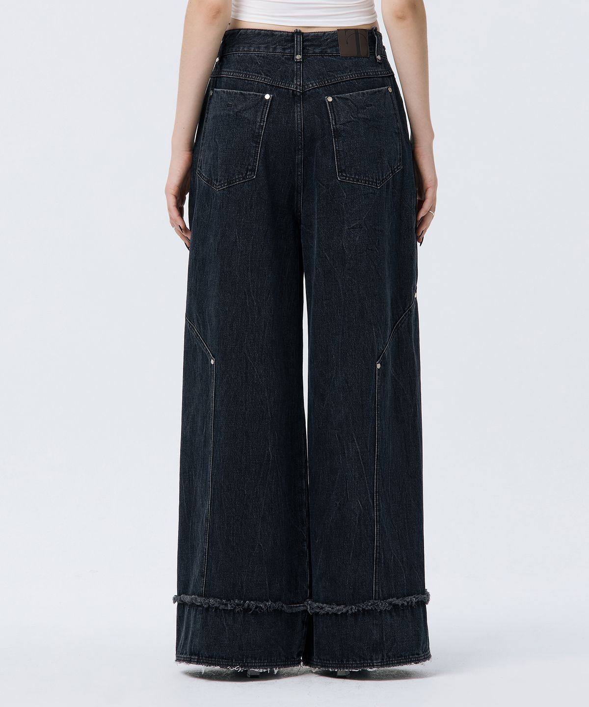 트리밍버드(TREEMINGBIRD) Turn-up Wide Denim Pants [ Navy ]