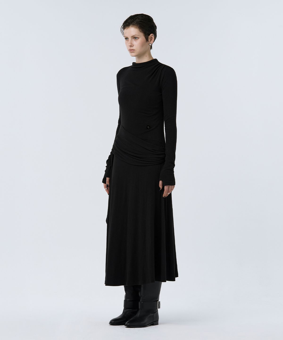 트리밍버드(TREEMINGBIRD) Draped Jersey One-piece [ Black ]
