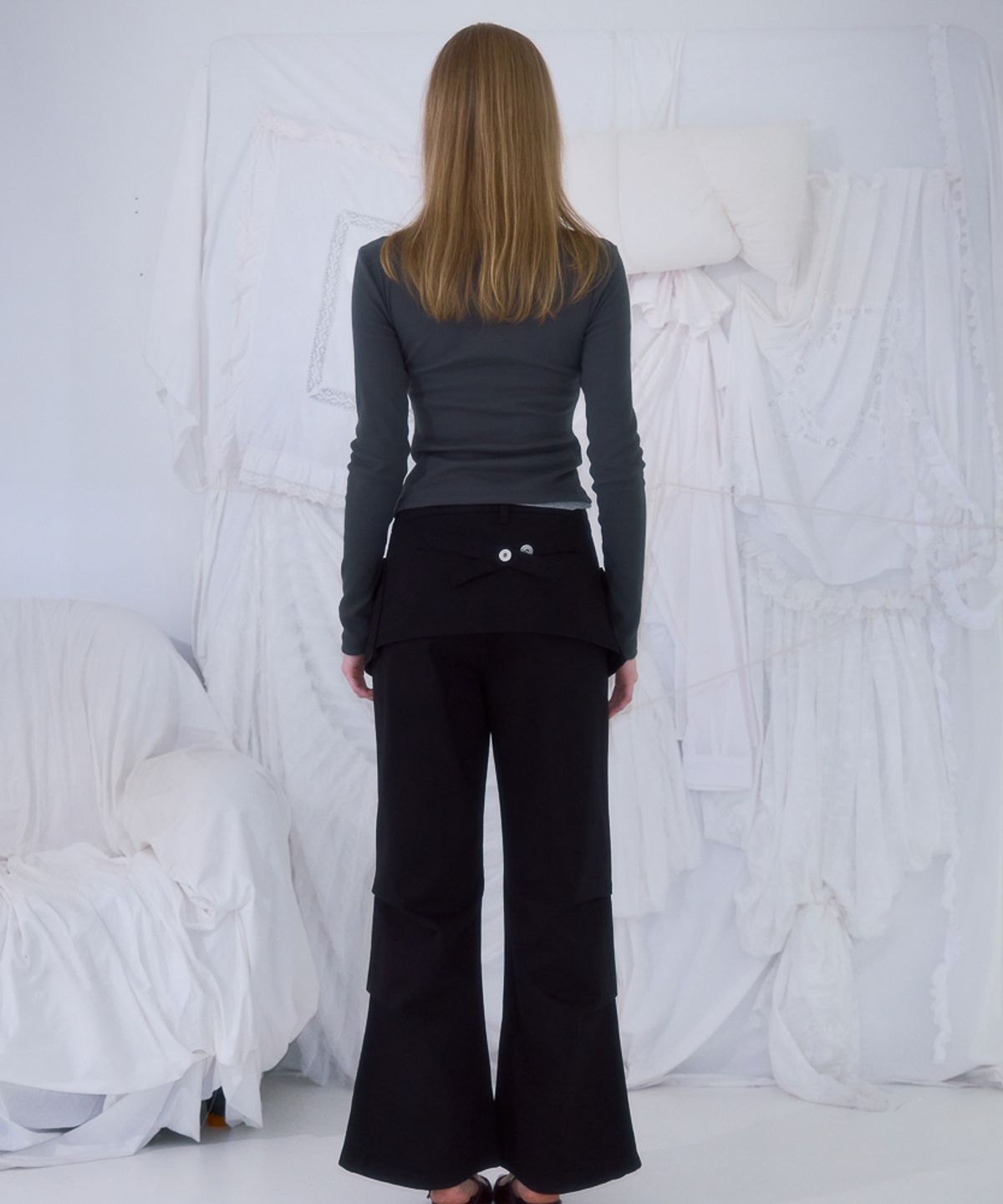 로제프란츠(ROSEFRANTZ) Skirt Layered Bootcut Pants [Black]