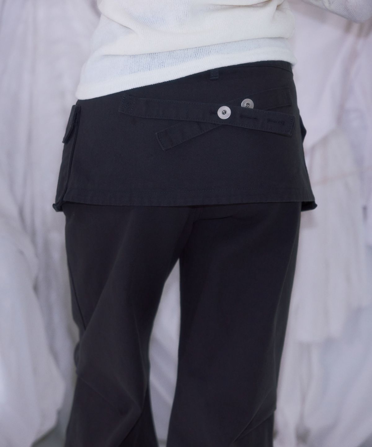 로제프란츠(ROSEFRANTZ) Skirt Layered Bootcut Pants [Charcoal]
