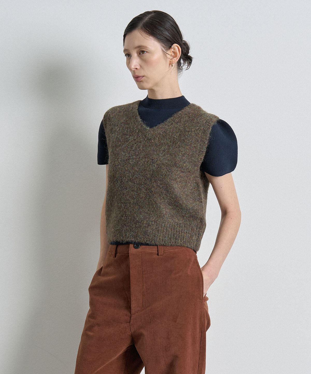 해브 앤 해브(HAVE8HAVE) ALPACA KNIT VEST_KHAKI BROWN