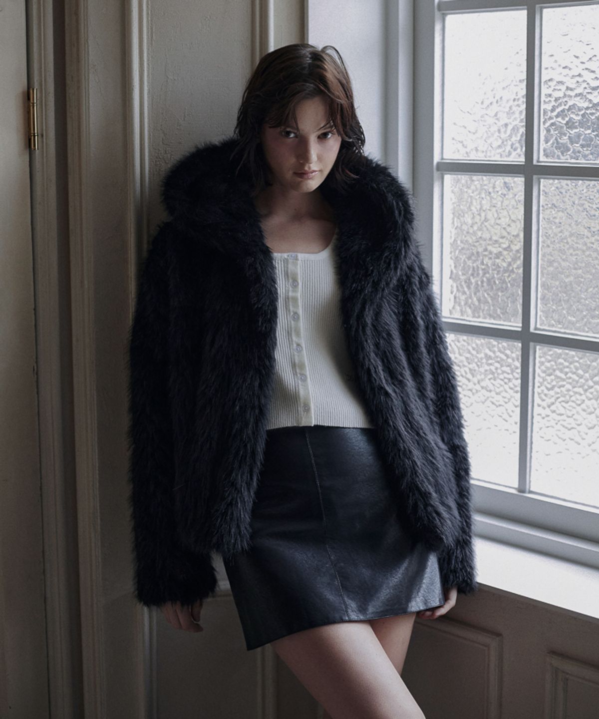 드헤베(DEHEVE) Overfit Hood Fur Jacket [Black]