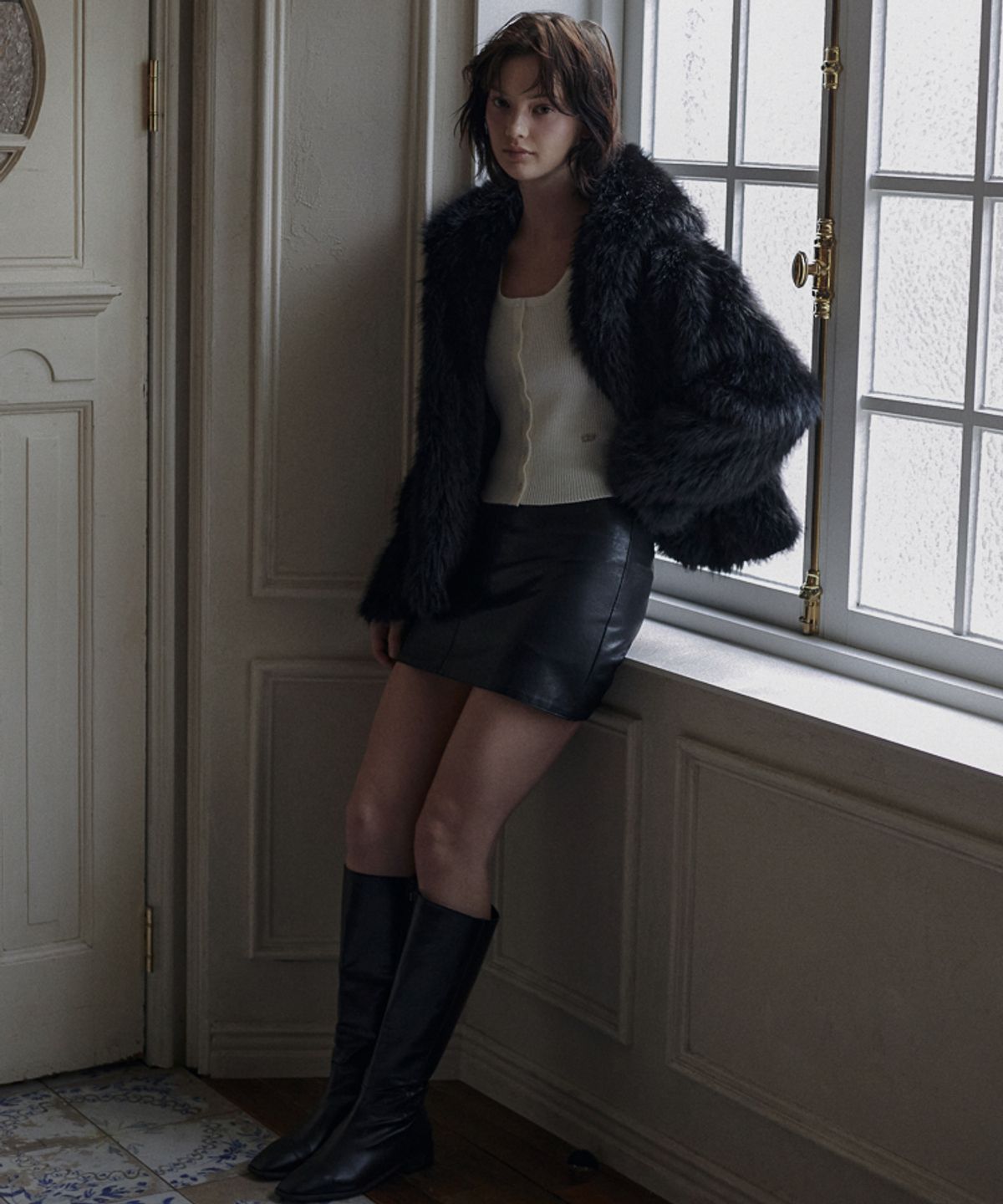드헤베(DEHEVE) Overfit Hood Fur Jacket [Black]