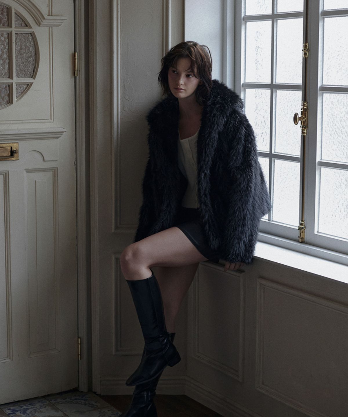 드헤베(DEHEVE) Overfit Hood Fur Jacket [Black]