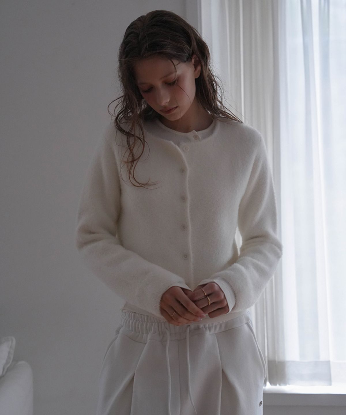 드헤베(DEHEVE) Soft Fur Cardigan [White]