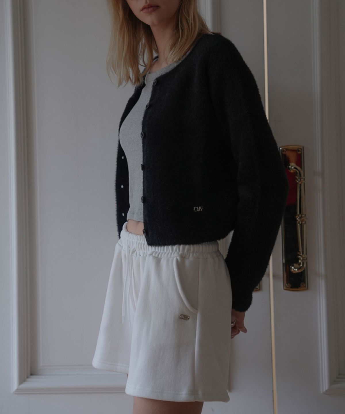 드헤베(DEHEVE) Warm Daily Short Pants [White]