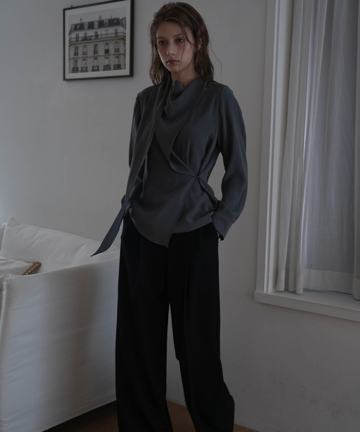 드헤베(DEHEVE) Wrap Scarf Blouse [Charcoal]