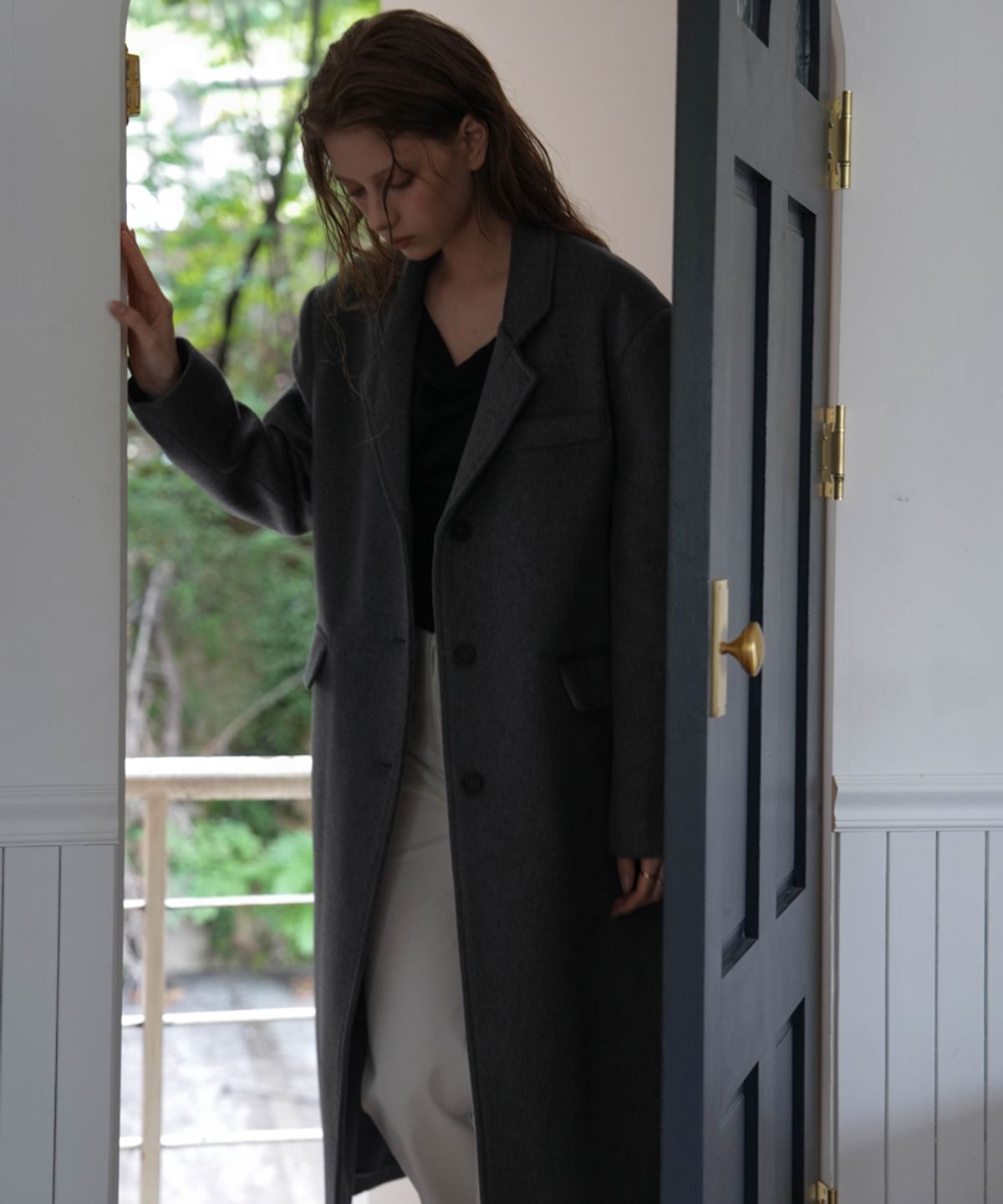 드헤베(DEHEVE) Drape Neck Long Sleeve [Black]
