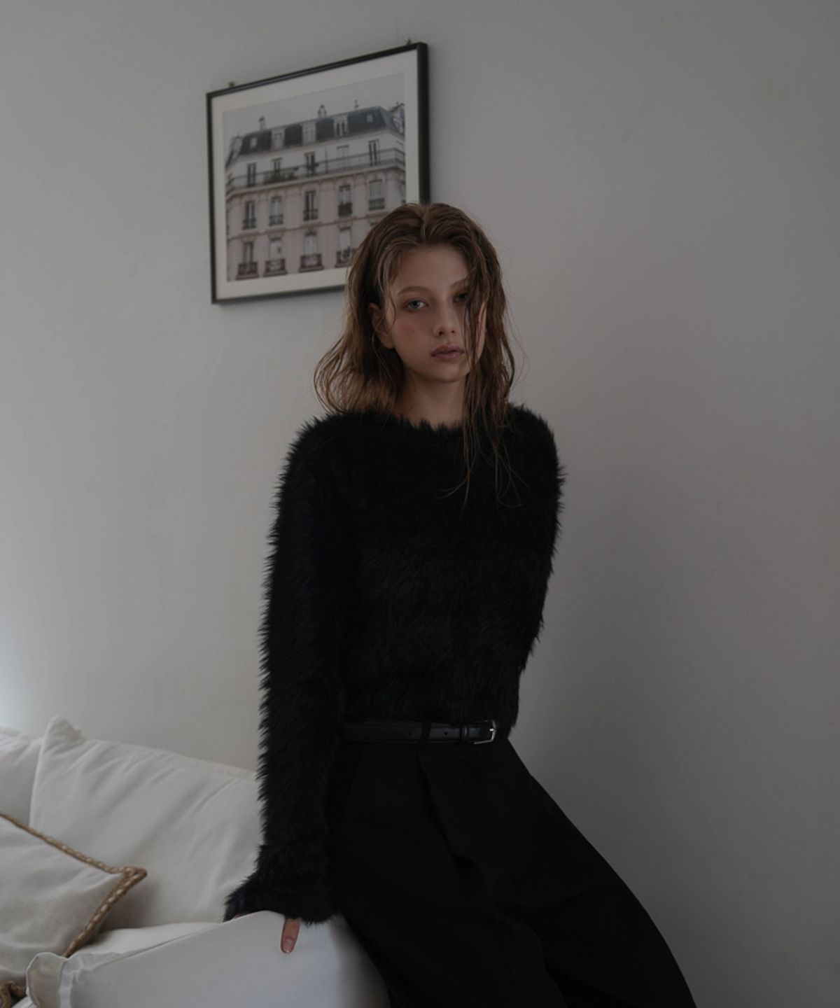 드헤베(DEHEVE) Hairy Flare Sleeve Knit [Black]