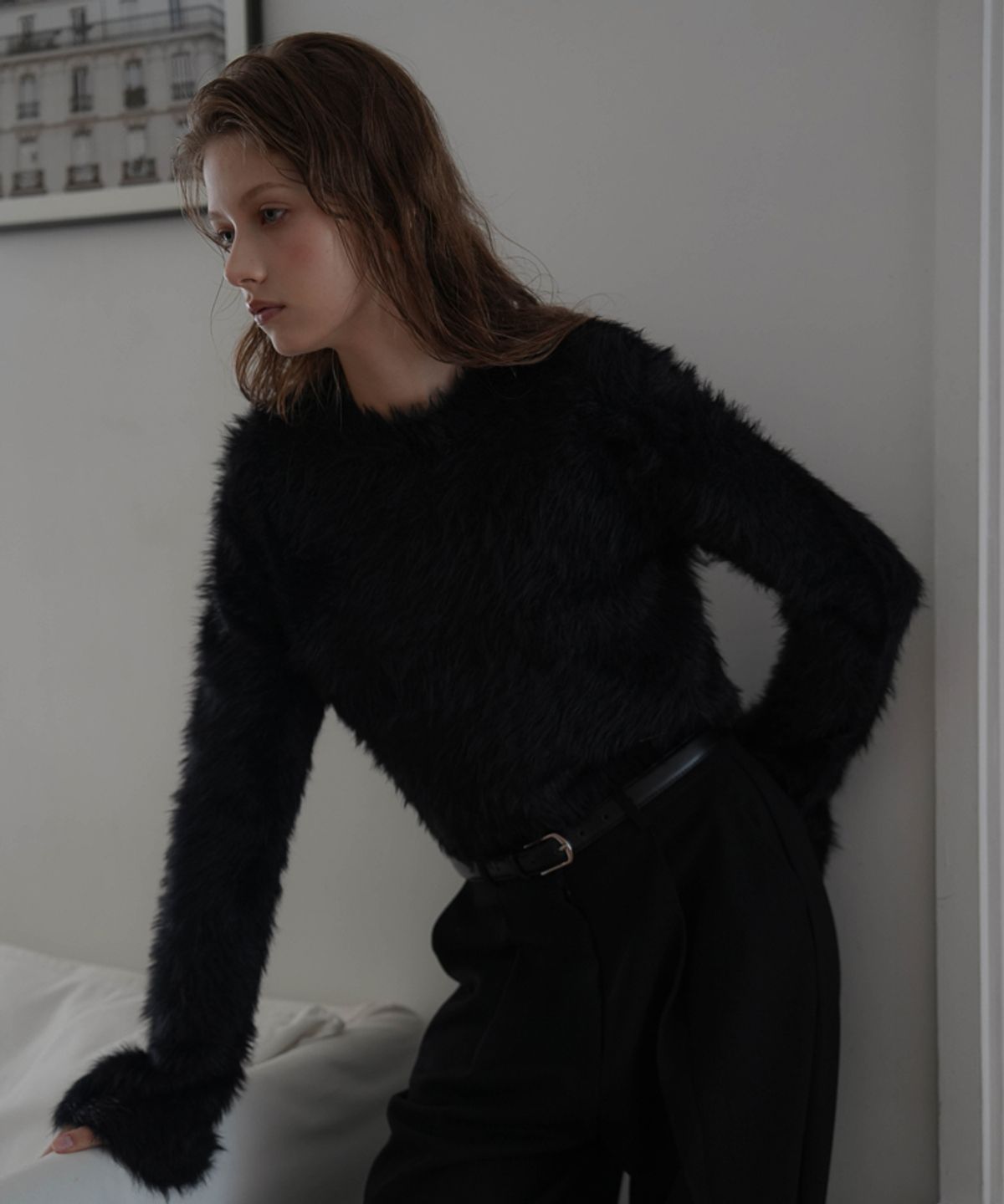 드헤베(DEHEVE) Hairy Flare Sleeve Knit [Black]
