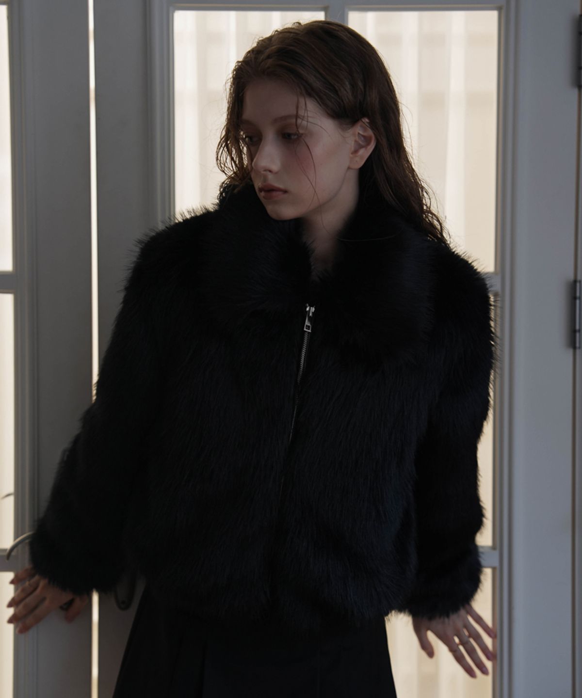 드헤베(DEHEVE) Collar Fur Jacket [Black]