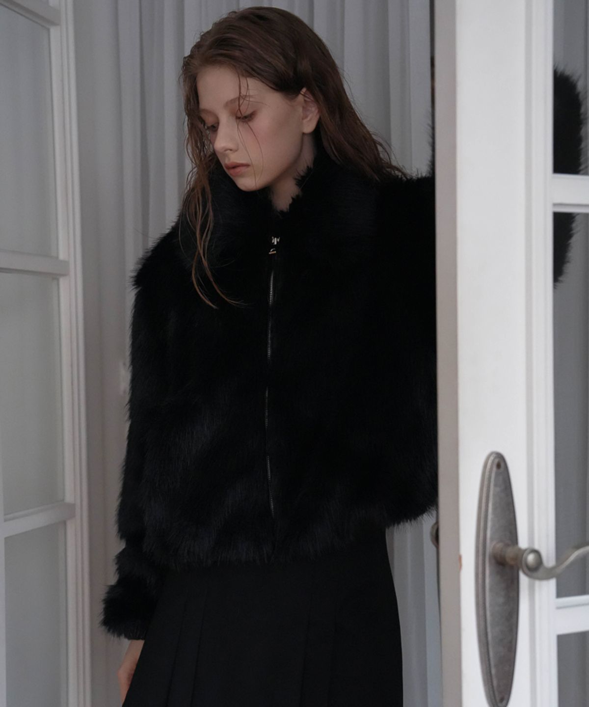 드헤베(DEHEVE) Collar Fur Jacket [Black]