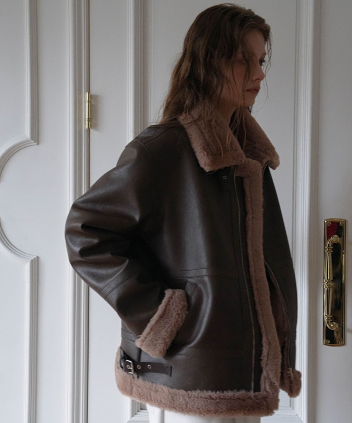 드헤베(DEHEVE) Leather High-Neck Mustang [Brown]