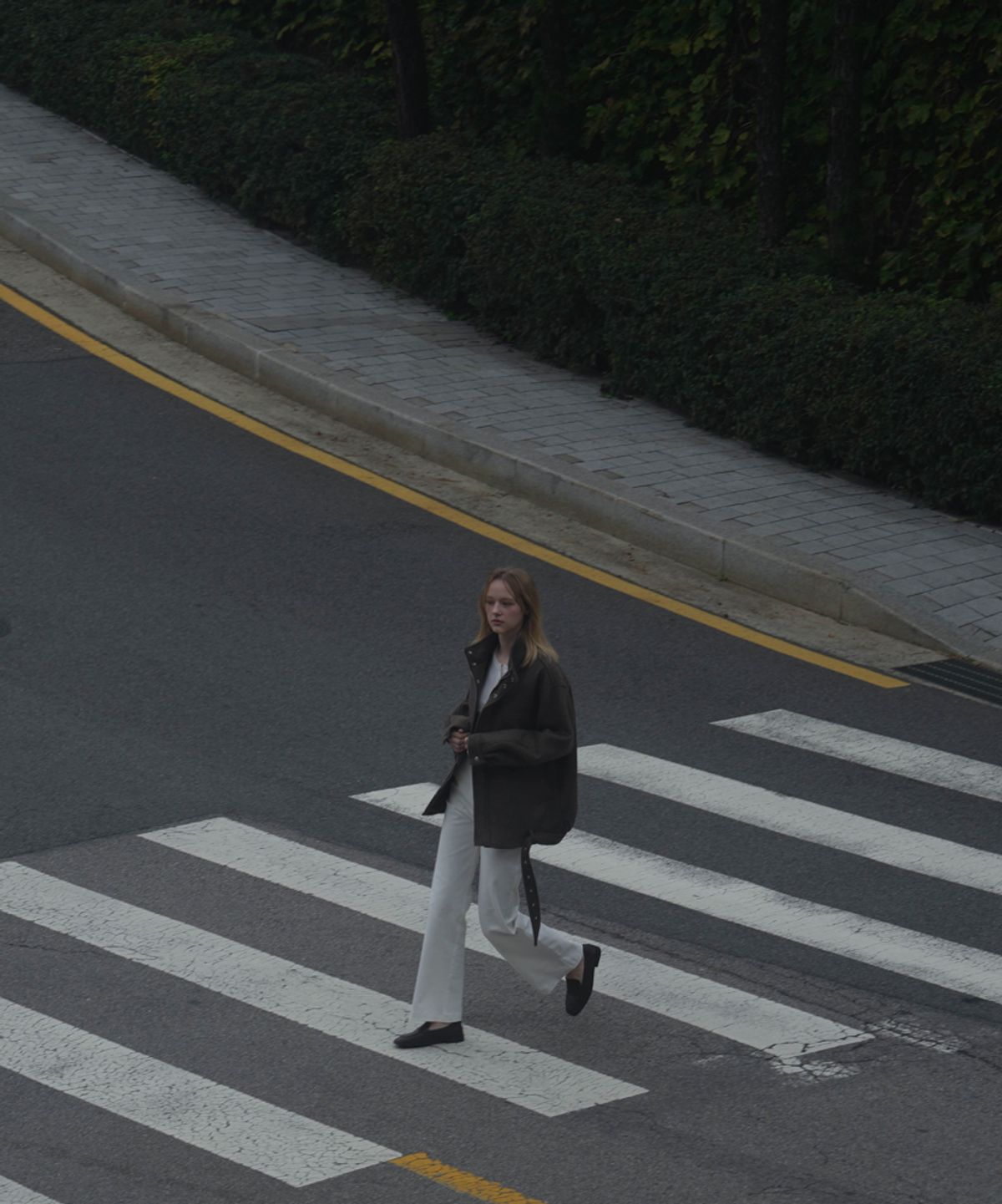 드헤베(DEHEVE) Belted Wool Half Jacket [Brown]