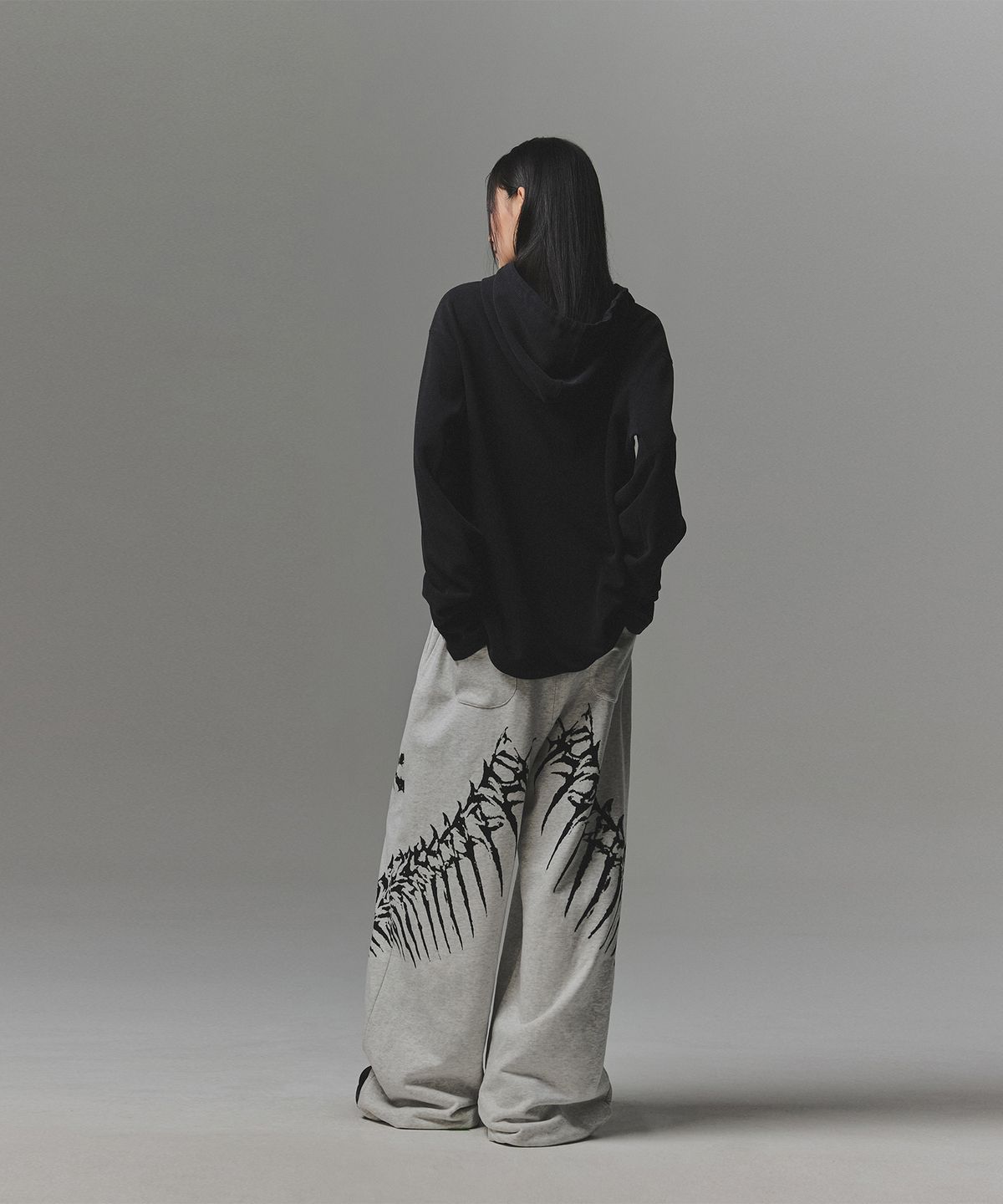 낫포너드(NOT4NERD) Snake Bone Sweat Pants - Light Grey