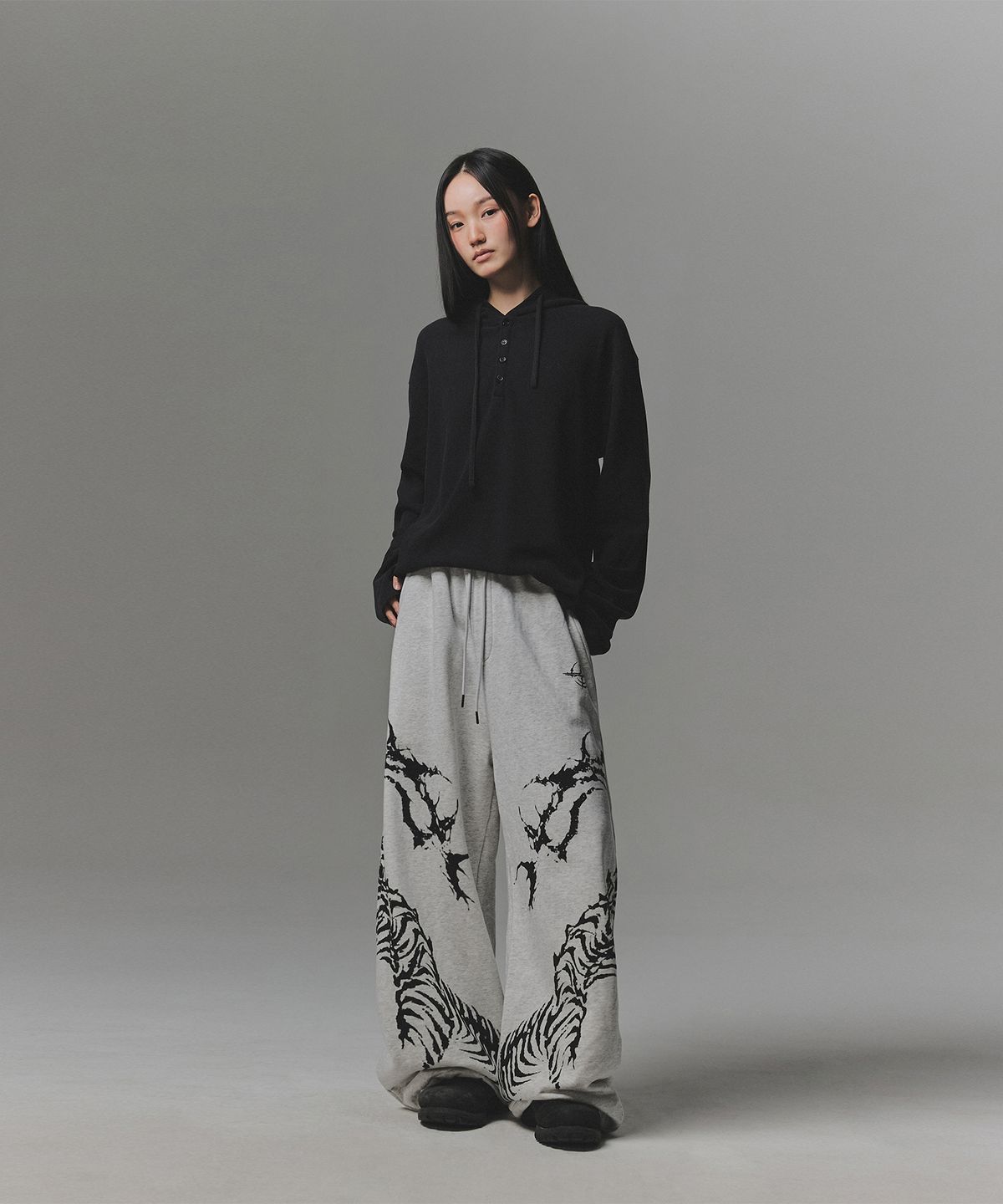 낫포너드(NOT4NERD) Snake Bone Sweat Pants - Light Grey