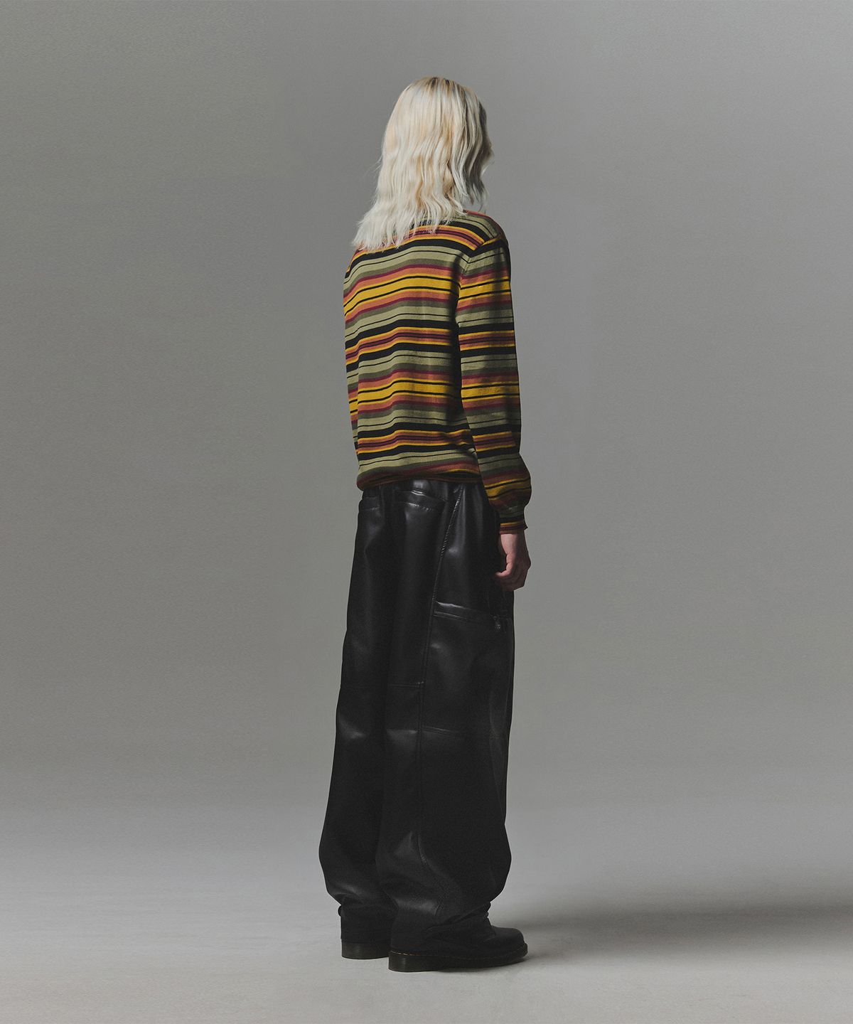 낫포너드(NOT4NERD) Big Pocket One Tuck Cargo Pants - Black