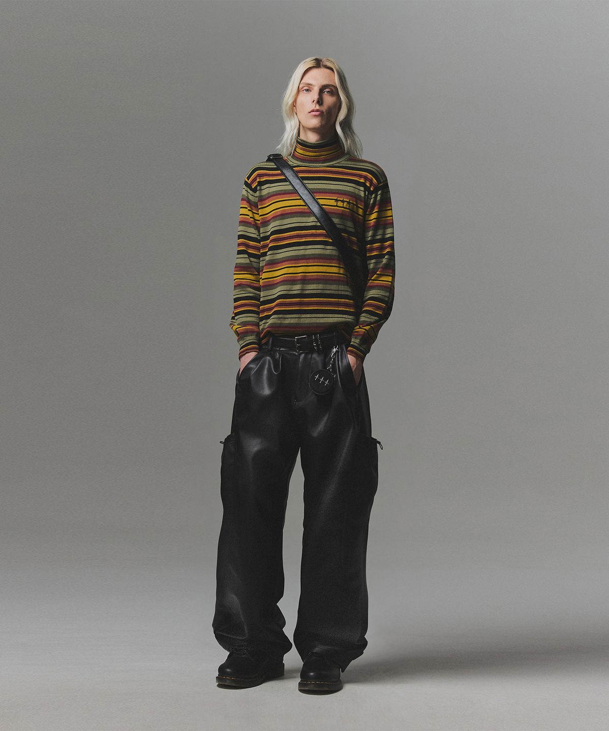 낫포너드(NOT4NERD) Big Pocket One Tuck Cargo Pants - Black