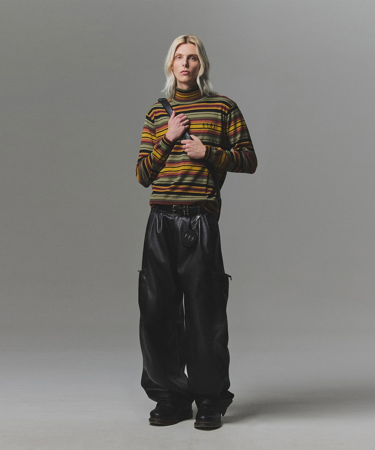 낫포너드(NOT4NERD) Big Pocket One Tuck Cargo Pants - Black