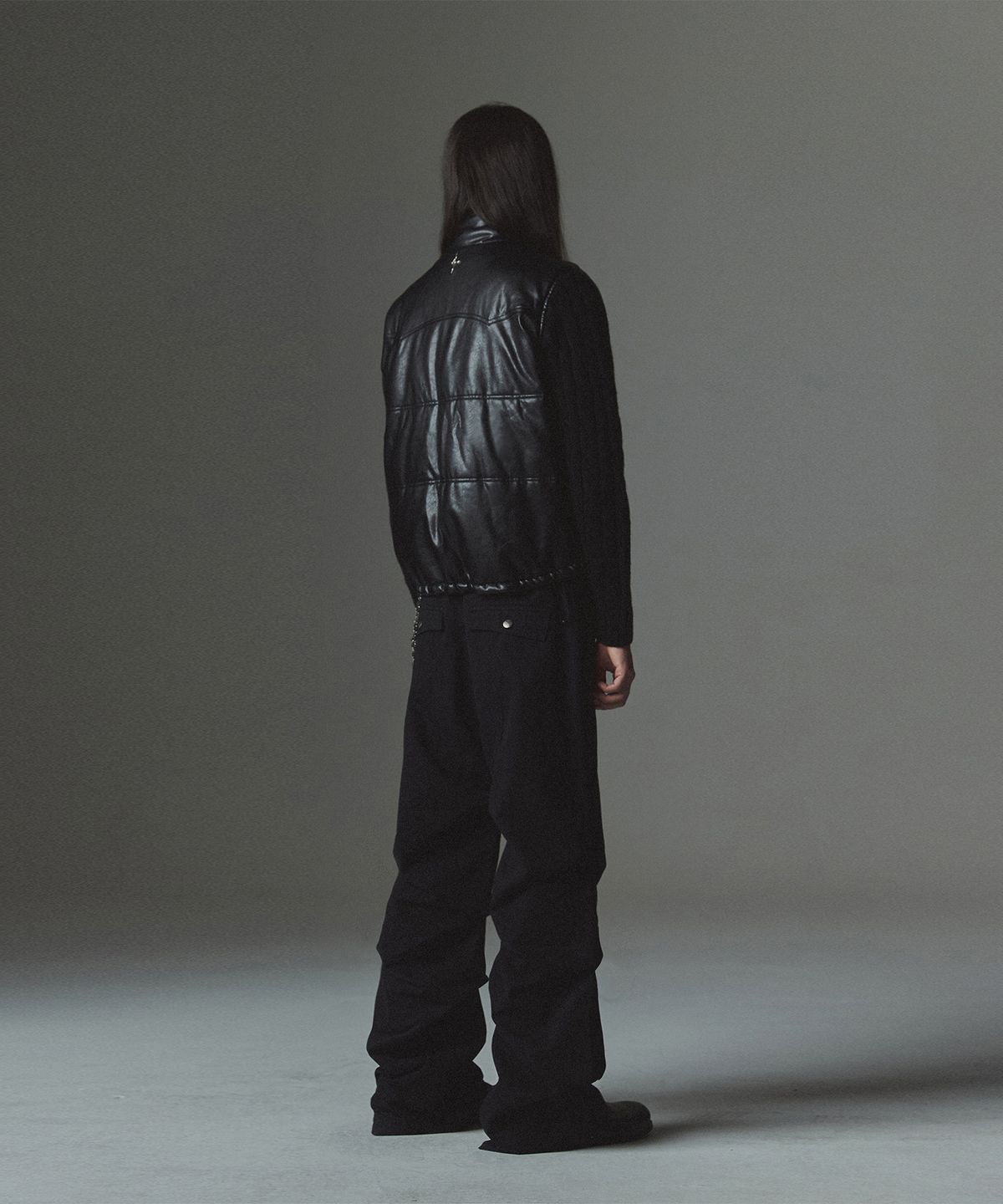 낫포너드(NOT4NERD) Knit Sleeve Puffer Jacket - Black