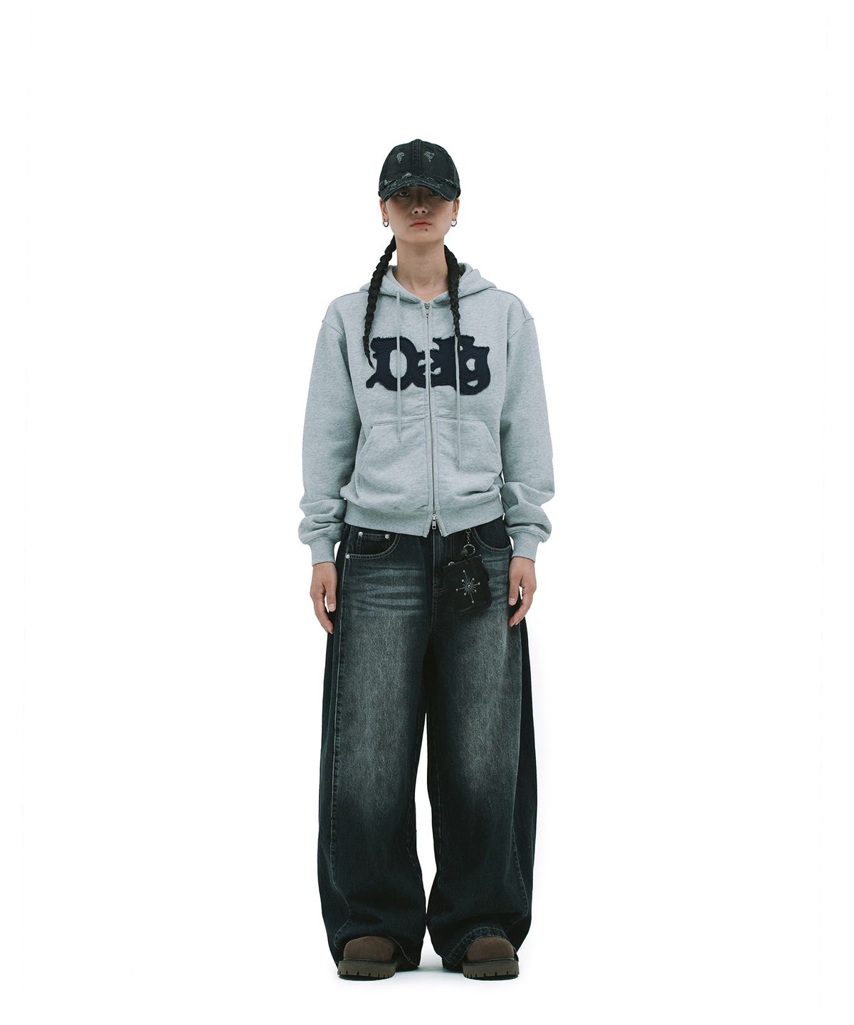 데프가먼츠(DEFGARMENTS) CUTTING LOGO HOOD ZIP UP [3 COLOR]