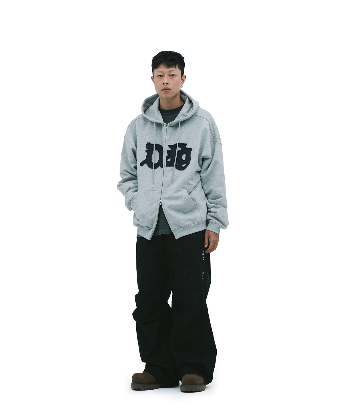 데프가먼츠(DEFGARMENTS) CUTTING LOGO HOOD ZIP UP [3 COLOR]
