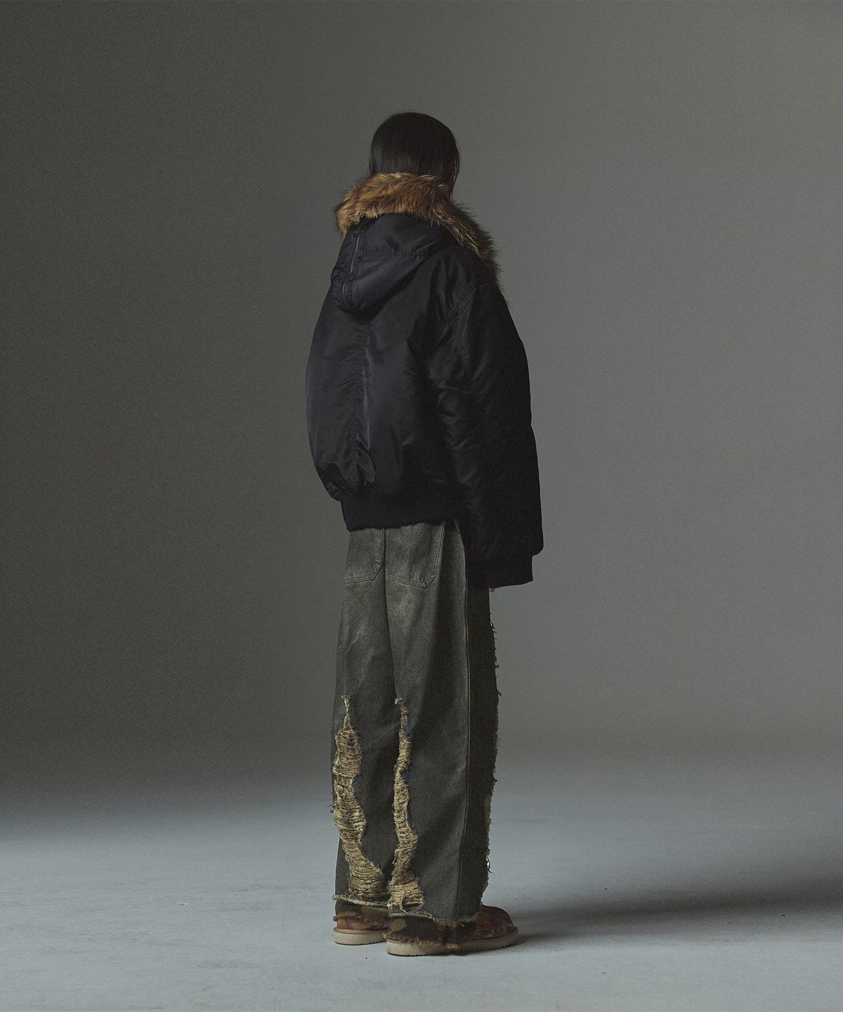 낫포너드(NOT4NERD) Fur Hooded N2B Bomber Jacket - Black