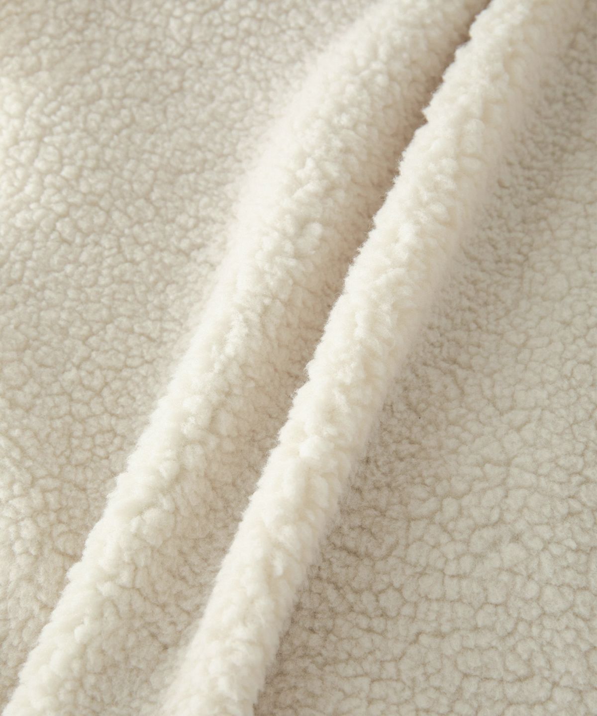 썸웨어버터(SOMEWHEREBUTTER) Poppy Fleece Jumper - Ivory