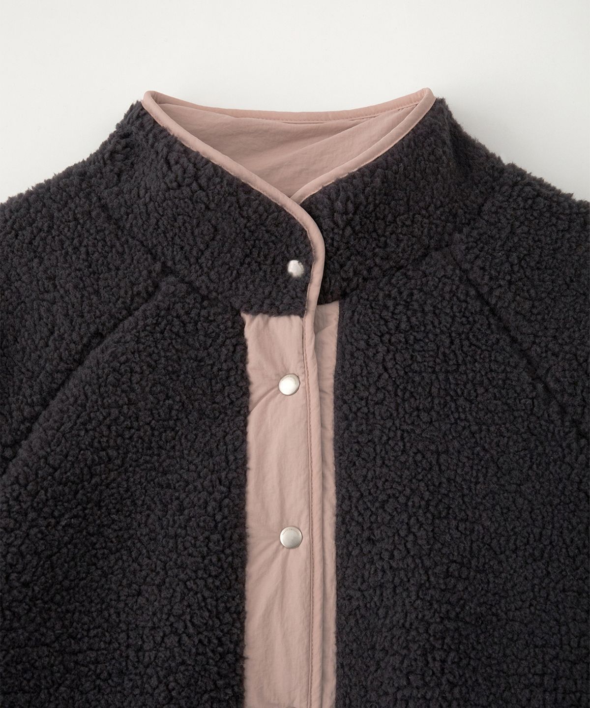 썸웨어버터(SOMEWHEREBUTTER) Poppy Fleece Jumper - Charcoal