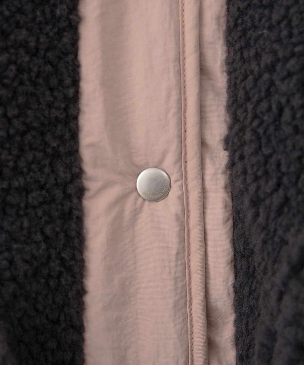 썸웨어버터(SOMEWHEREBUTTER) Poppy Fleece Jumper - Charcoal