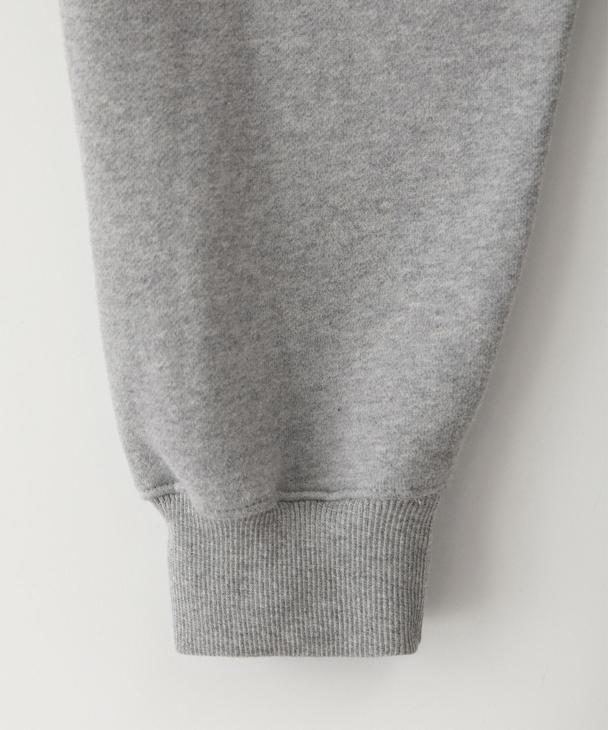 썸웨어버터(SOMEWHEREBUTTER) Square Logo Half Zip-Up Sweatshirt - Grey