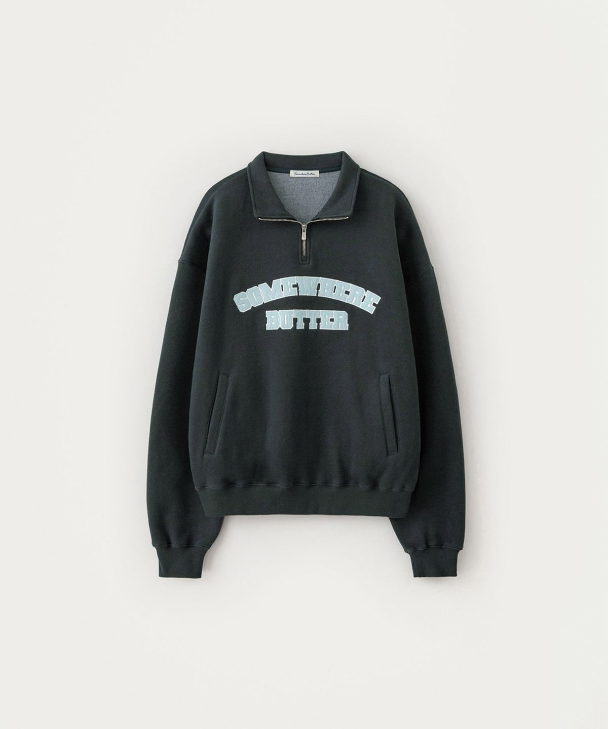 썸웨어버터(SOMEWHEREBUTTER) Square Logo Half Zip-Up Sweatshirt - Charcoal