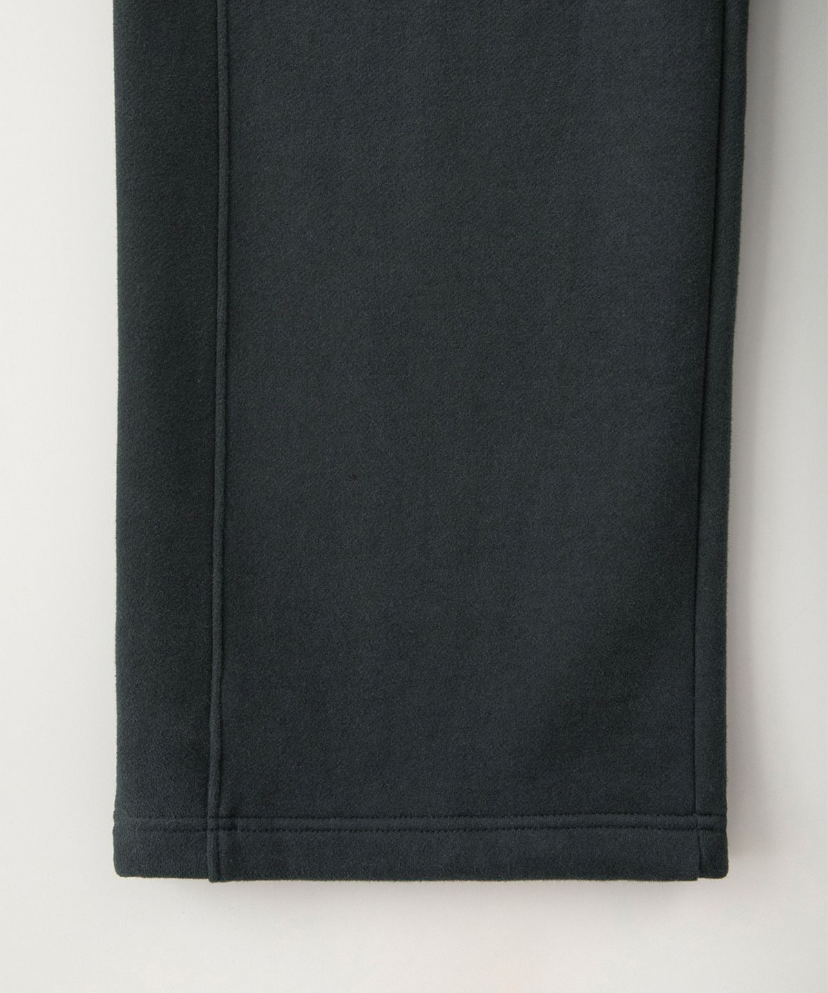 썸웨어버터(SOMEWHEREBUTTER) Square Logo String Sweatpants - Charcoal