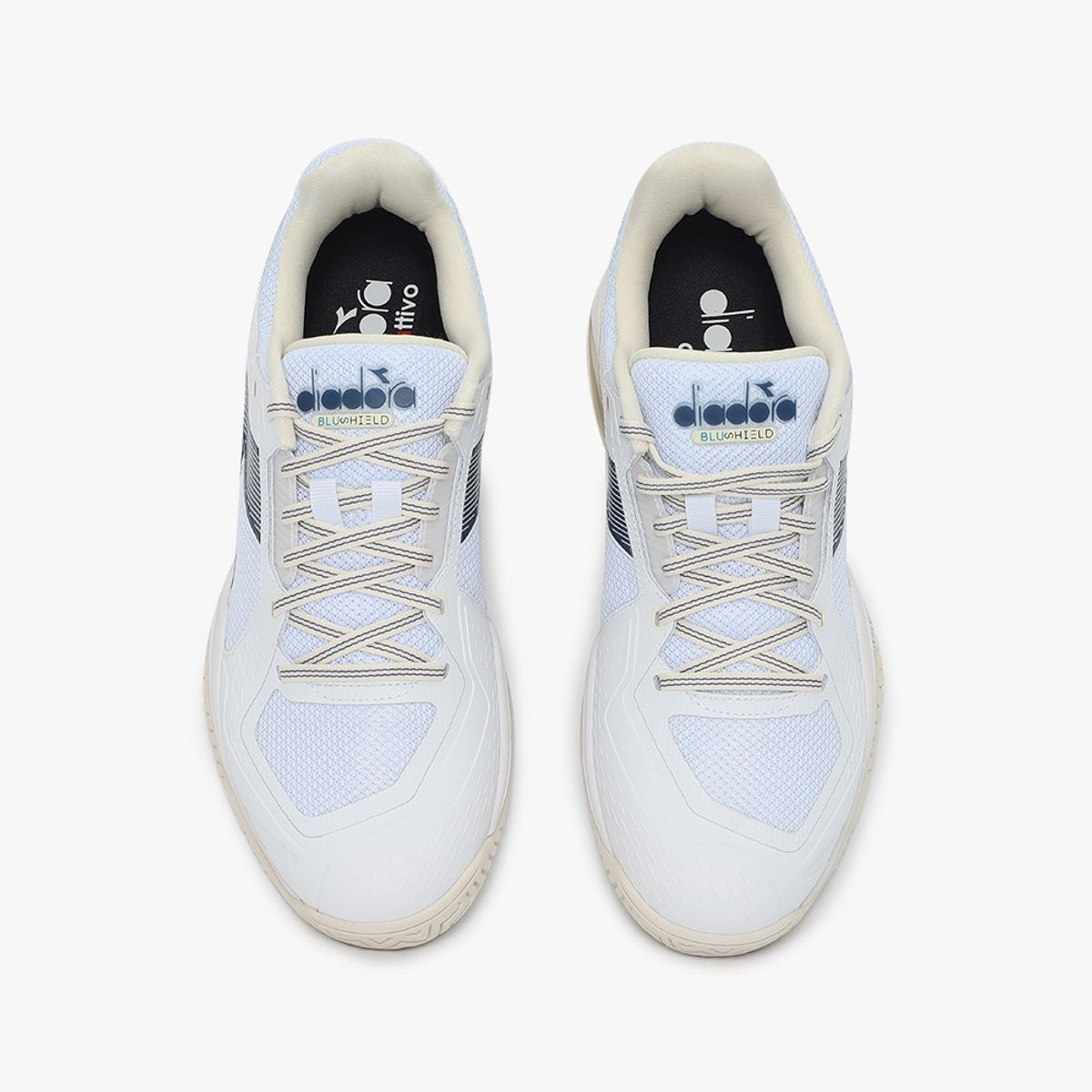 디아도라(diadora) 블루실드 토르네오 3 AG OFF WHITE