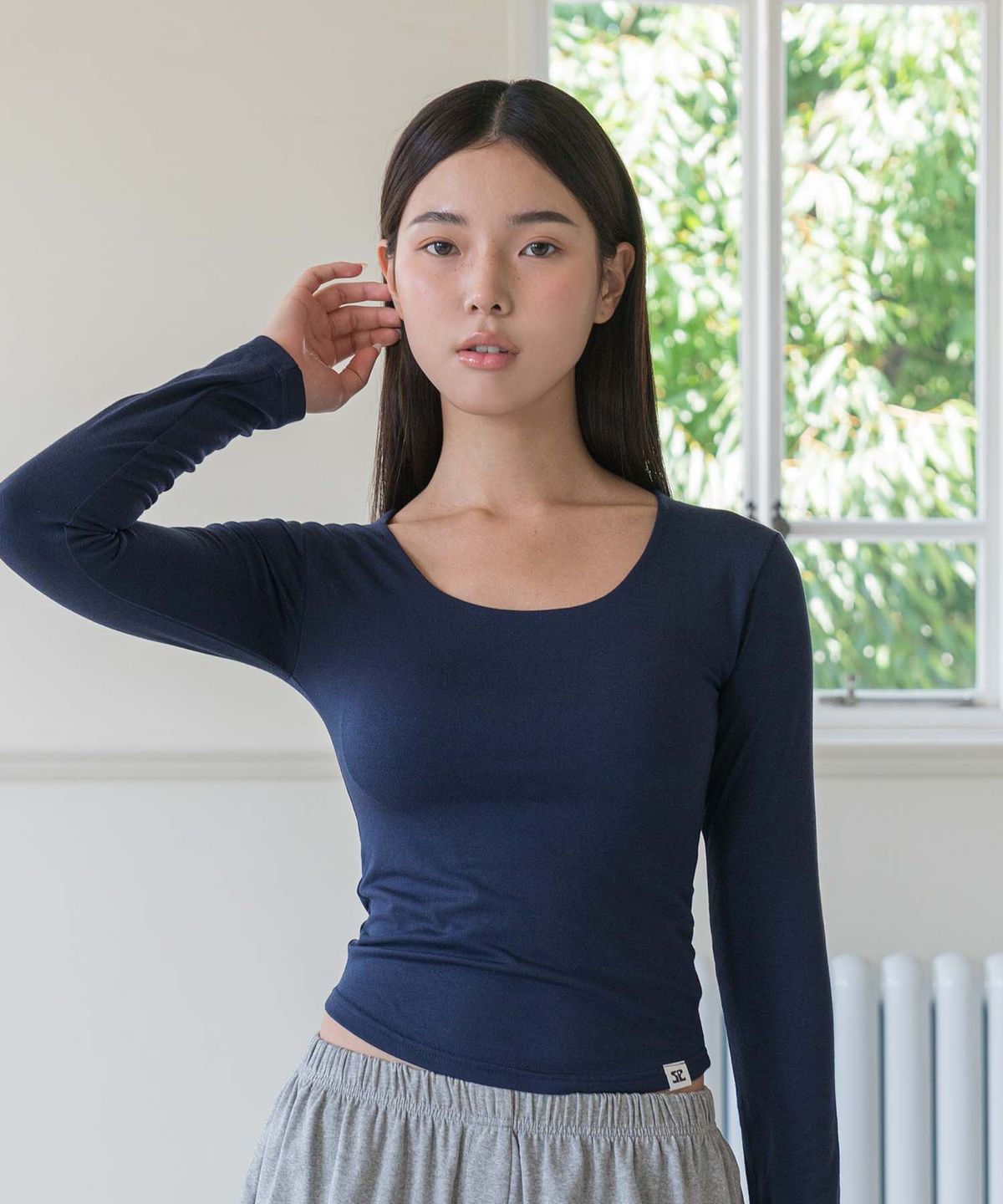 도로시와(DOROSIWA) 풀샷몰드 쫀득핏 딥라운드 긴팔티(캡고정)_4colors